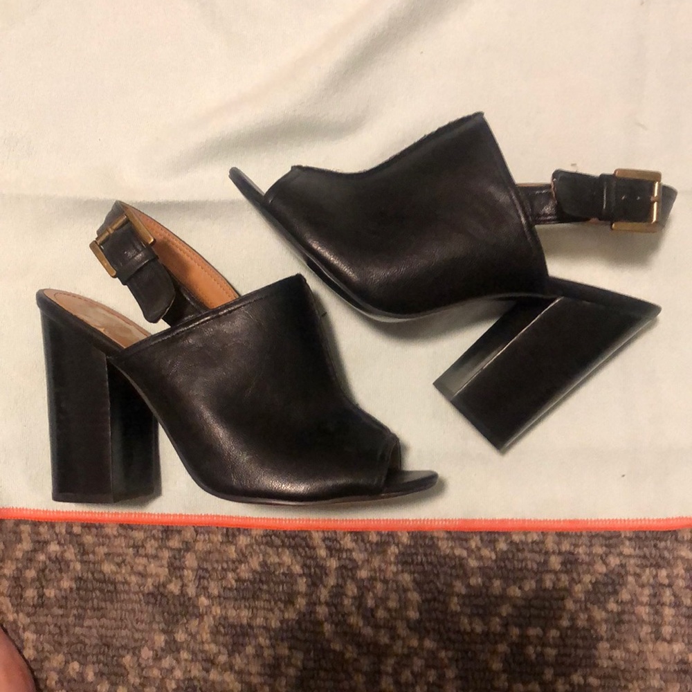 Clog heels